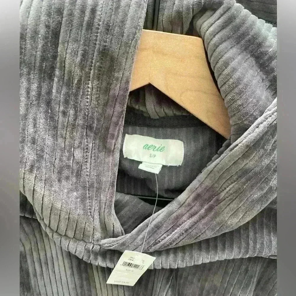 AERIE Groove-On Velour Hoodie Sweater - Picture 7 of 11